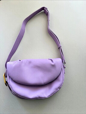 Street Level Purple Crossbody Bag Like New